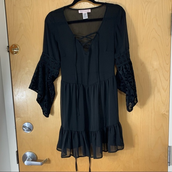 Band Of Gypsies Boho Bell Sleeve Ruffled Dress - Picture 2 of 12